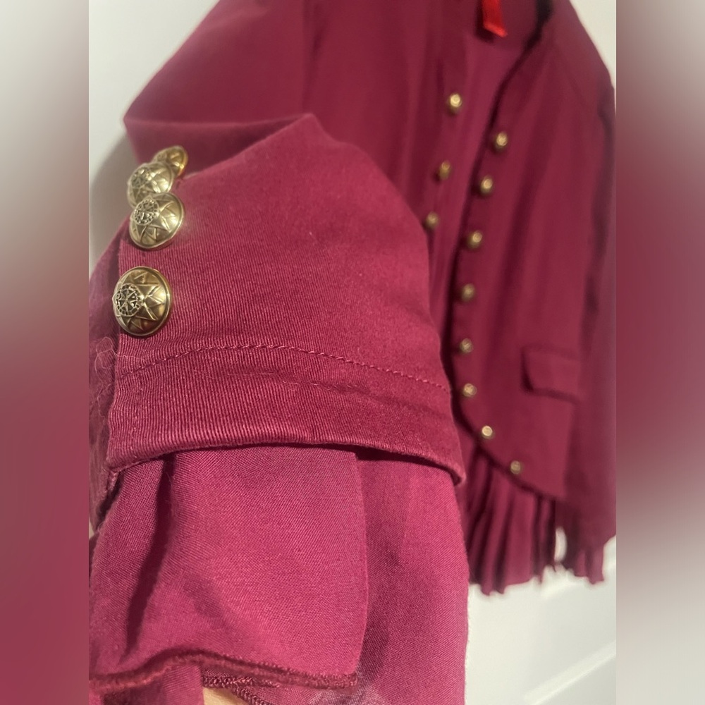 Gorgeous V Cristina Blazer - Picture 2 of 10